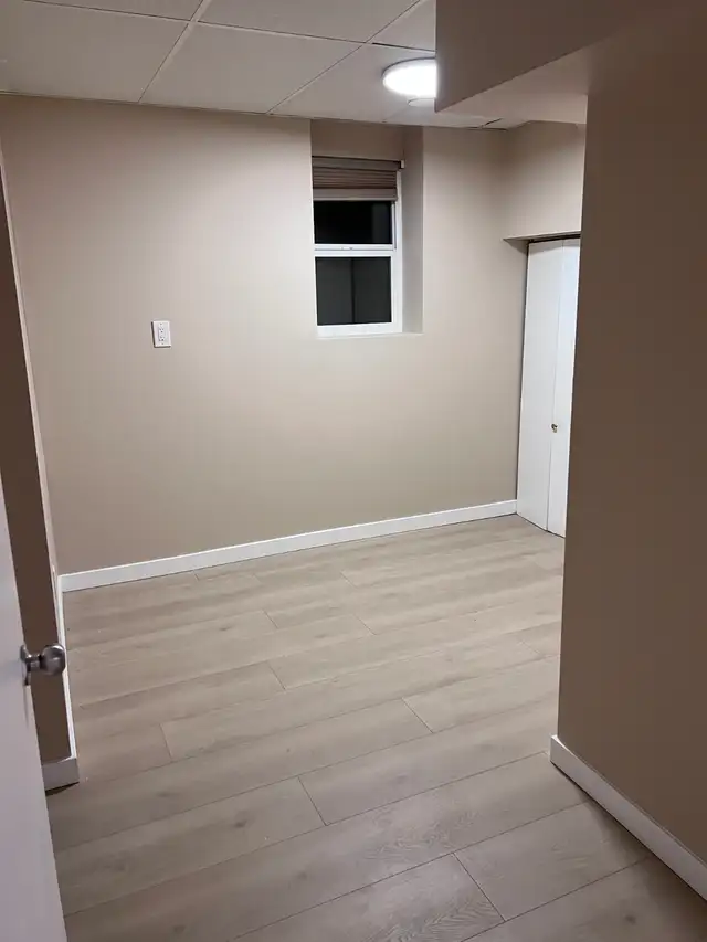 Suite in Dufferin $2200 (Utilities included) in Long Term Rentals in Kamloops - Image 8