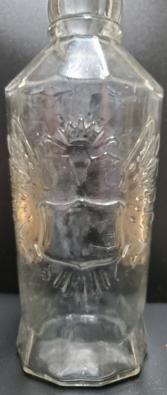 Vintage Smirnoff Double Headed Eagle empty glass bottle in Arts & Collectibles in Prince Albert - Image 2