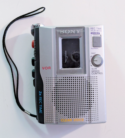 Sony TCM-200 Standard Cassette Voice Recorder Walkman Player Used - Good condition works great
