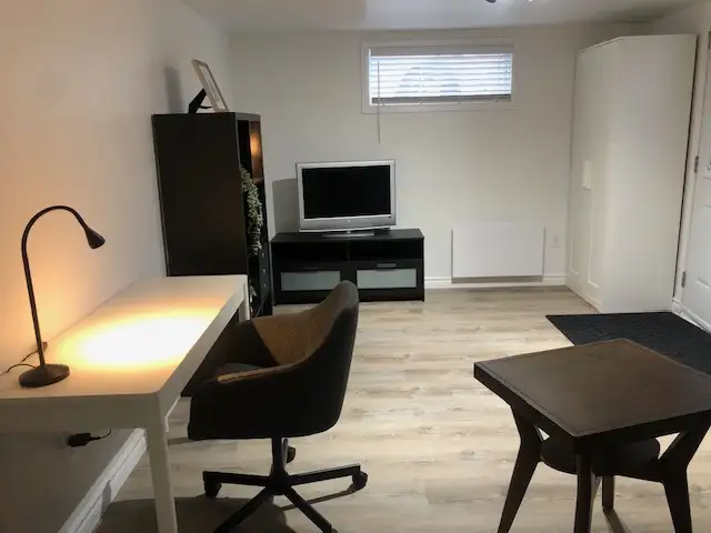 2 1/2 - Entièrement rénové - Location Temporaire mensuelle in Short Term Rentals in Trois-Rivières - Image 9