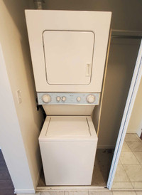 WHIRLPOOL 24" STACKABLE WASHER AND DRYER, *&gt;