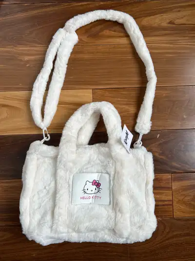 Brand NEW Hello Kitty bag!, View more