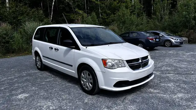 2014 CARAVAN SE - 171000 KM AUTOMAITC