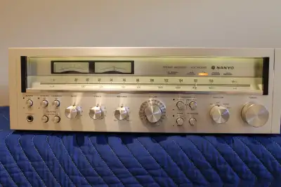 VINTAGE SANYO STEREO RECEIVER AND ACCUSOUND SPEAKERS, View more