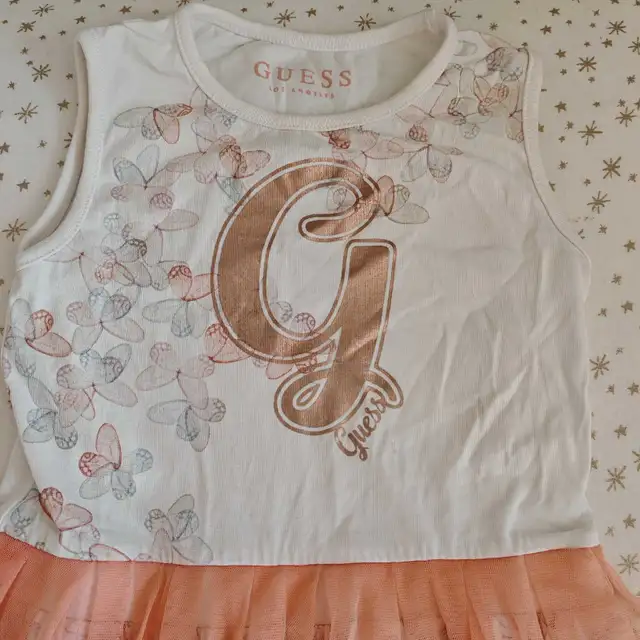 Guess little girl  Dress 4t in Kids & Youth in City of Toronto - Image 6
