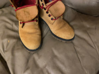 Size 9 Tim boots 