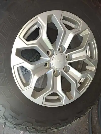275/70/18 CERTIFIED RIDGETREK TIRES ON AFTERMARKET ALUMINUM RIMS 6X139.7 TIRES HAVE 10/32 TREAD REMA...