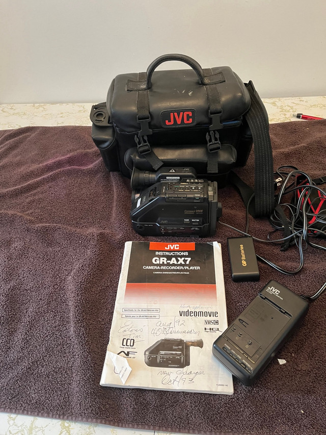 Jvc VideoRecording Camera  in Cameras & Camcorders in Saskatoon