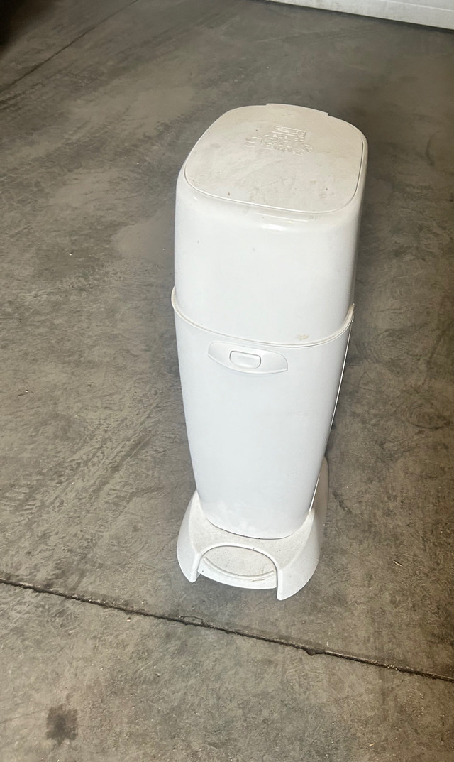Diaper genie with bags  in Bathing & Changing in Calgary