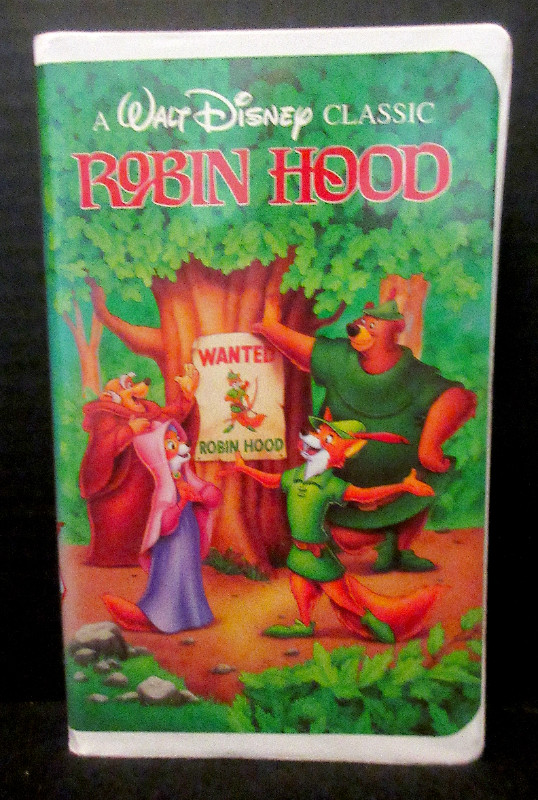 Disney Clamshell Movies VHS x 5 "Robin Hood,SwordinStone,etc" VG in CDs, DVDs & Blu-ray in Stratford - Image 3