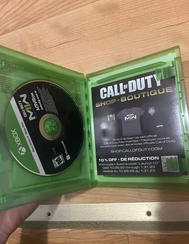 modern warfare 2 xbox  in Xbox Series X & S in Cape Breton - Image 3