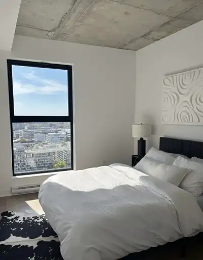 Condo à louer – Odea Montréal – 22ᵉ étage Neuf • Lumineux • Chaleureux • Électroménagers inclus Déco...
