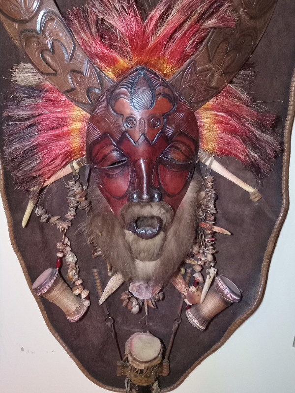 Masque Afro-Cubain grandiose et unique dans Art et objets de collection  à Longueuil/Rive Sud - Image 3