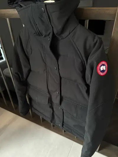 authentic Canada Goose jacket Women size XS, View more