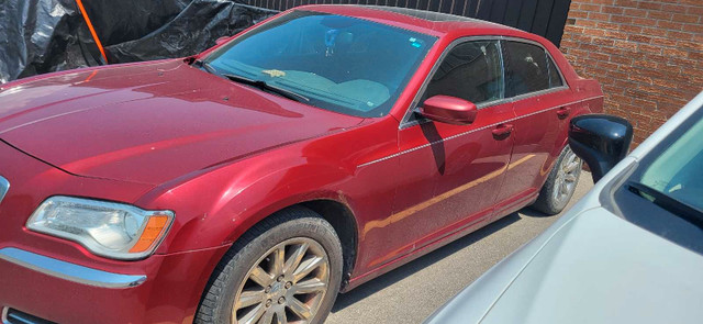 Chrysler 300-Series in Cars & Trucks in City of Toronto - Image 2