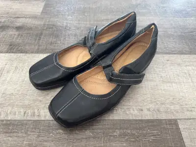 Women’s Naturalizer Leather Shoes Slip On Flats 10.5, View more