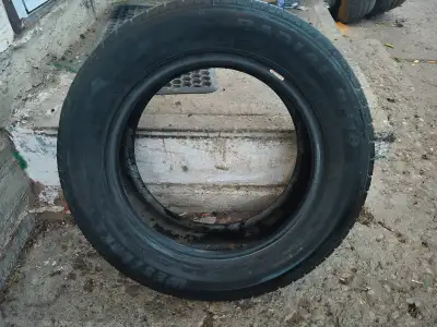 195/60R15 Westlake all season (1) 7/32" tread $40 Located in Killarney of Edmonton north
