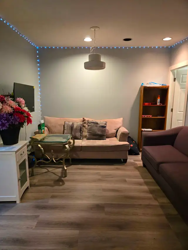 Room for rent Starting September 1st in Room Rentals & Roommates in Vancouver - Image 7
