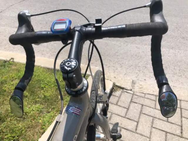 tandem cannondale avec crossrack in Road in Laval / North Shore - Image 8
