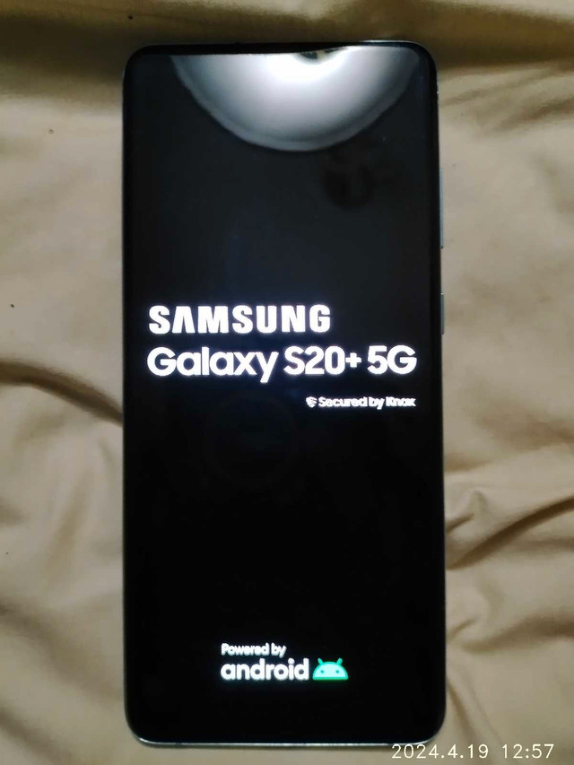 Samsung s20 plus in General Electronics in North Bay