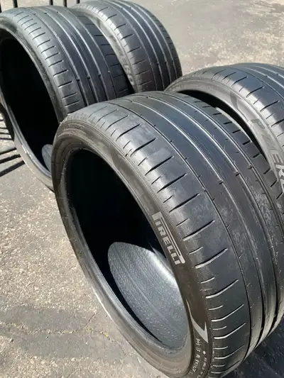 we are selling one set All season high performance tires came off my BMW. No damage good condition....