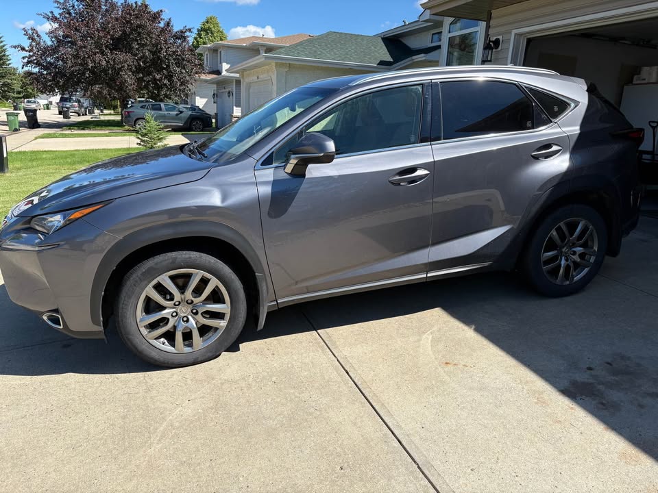 Lexus Nx 200T 2016 photo 3