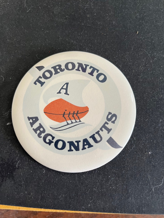 Vintage Argos Pin in Arts & Collectibles in City of Toronto