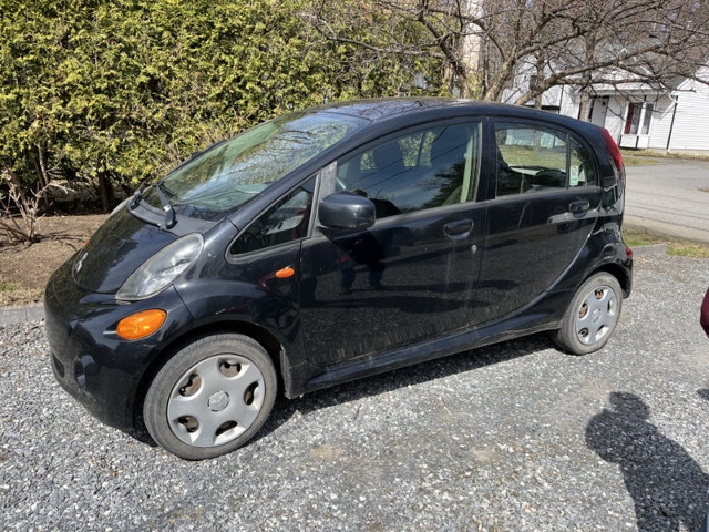 Mitsubishi I-MIEV 2012 avec 80 000 km