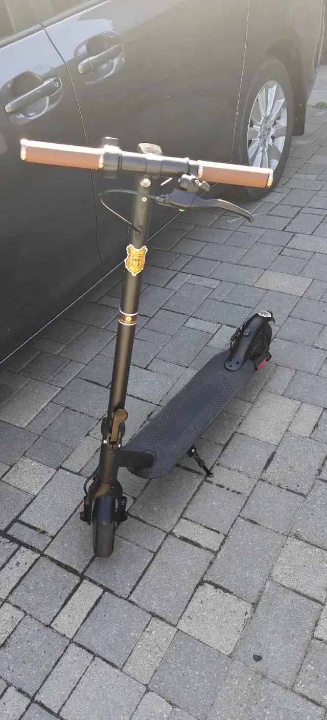 Electric Scooter Used  in Other in Oshawa / Durham Region - Image 6