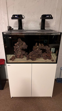 Red Sea Reefer G2 fish tank with lots of extras 
