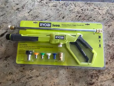 Pour la plupart des nettoyeurs à pression. 3600 PSI. 4 embouts + adaptateur à branchement rapide. No...