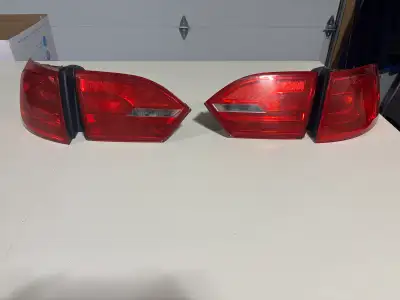 Came off a 2014 VW JETTA, some minor scratches but otherwise good.