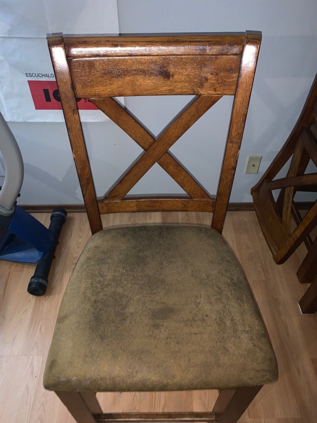 Set of 6 Ashley Furniture Upholstered Bar Stool chairs Dining Tables