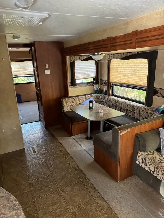 roulotte JayFlight 2011 32' in RVs & Motorhomes in Rouyn-Noranda - Image 9