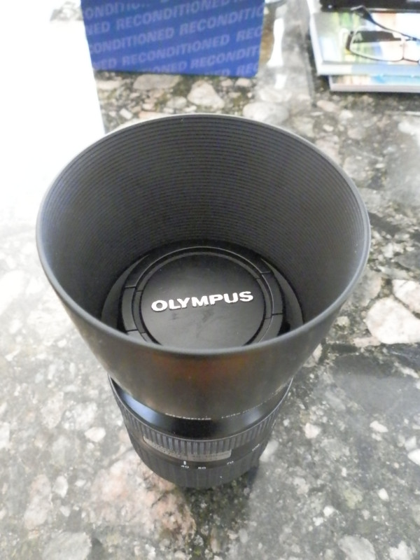 Caméra/appareil photo OLYMPUS E-510 camera + accessoires dans Appareils photo et caméras  à Laval/Rive Nord - Image 4