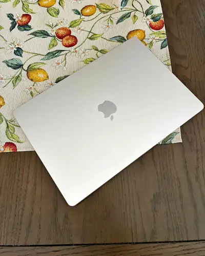 2023 MacBook Air 16”, View more