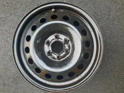 4 rimes (jantes) roue 17 pces x 6.5 5 pattes avec valve de pression voir photos pour centre de roue