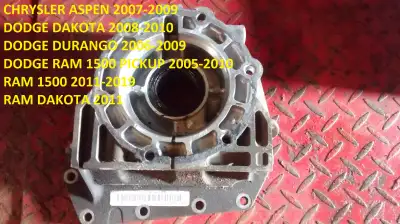 Mopar 52107719AC Boîte de transfert Support Transfer Case adapter -- usagé -- bonne condition