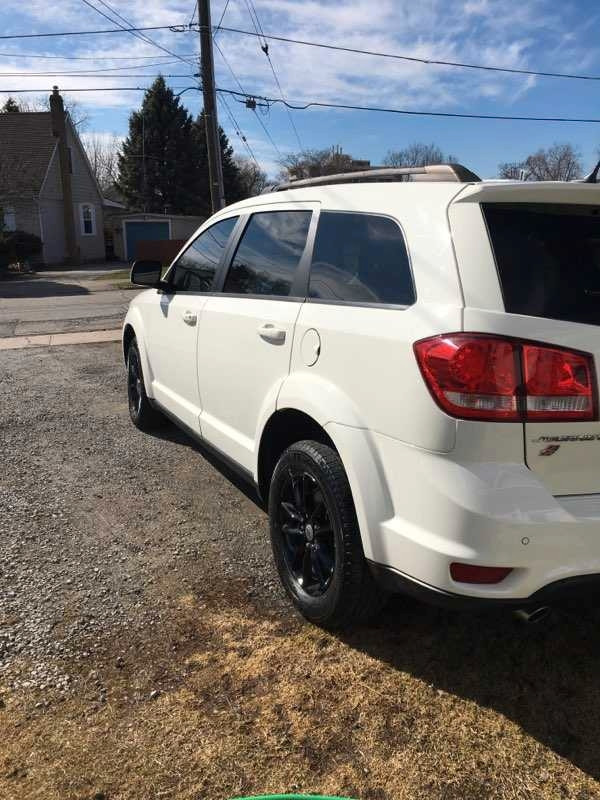 2018 DODGE JOURNEY SXT in Cars & Trucks in St. Catharines - Image 2