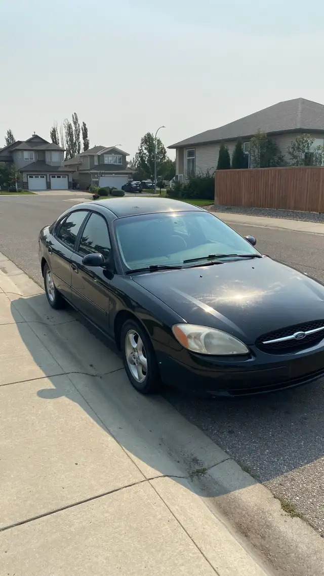 2001 Ford Taurus SE