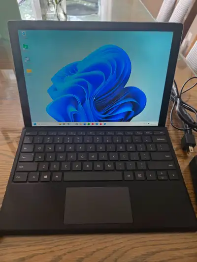 Microsoft Surface Pro 7 - Core i7 16gb ram 512 ssd Windows 11pr0, View more