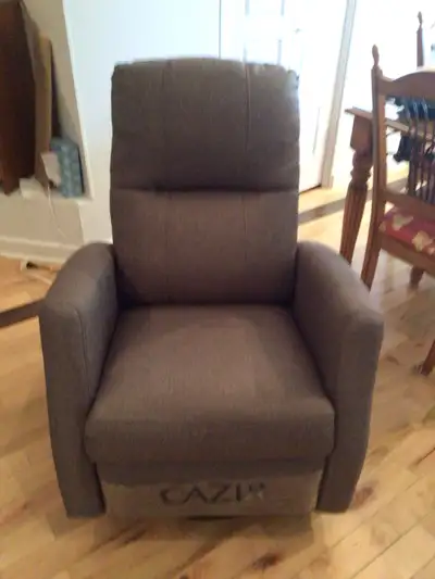 Fauteuil Inclinable, pivotant, électrique Assise de 19 pouces et 20 pouces de large,41 pouces de hau...