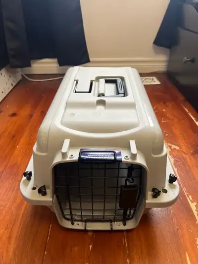 Small dog cage/carrier, View more