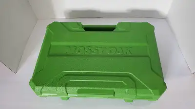 Mossy Oak gun cleaning kit