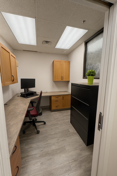 Professional Office Space for Rent - Downtown Kamloops Step into your new professional workspace in...