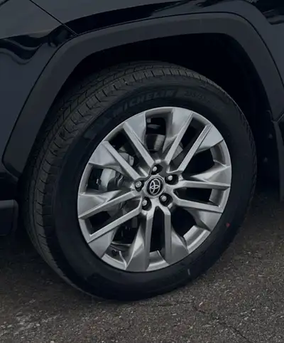 Four 19" Toyota RAV4 OEM alloy wheels with 4 OEM center caps. Fits the new Toyota RAV4 (2019 to 2025...