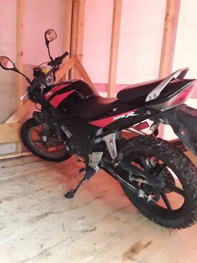 Bought bike used 3 years and it was well cared for. My son has outgrown it ,it was not trail ridden...