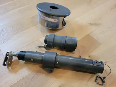 Harken Furler. 1989 era. Used. Comes with foils. Came off a C&C 37 +