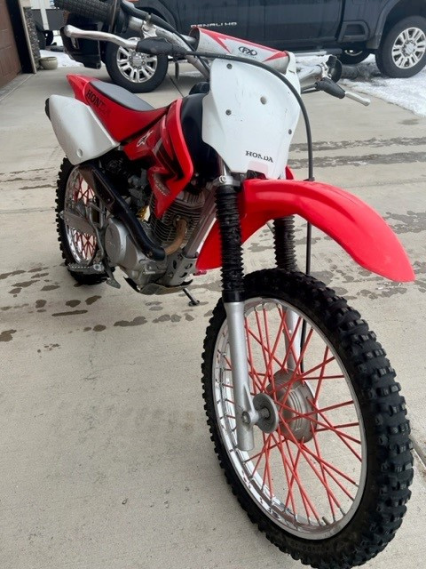 REDUCED  HONDA CRF100 F in Dirt Bikes & Motocross in Calgary - Image 2