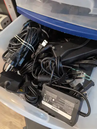 Power supply, chargers for laptops: HP, Dell, Lenovo, Asus, Acer, View more
